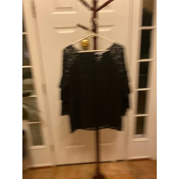 NWOT FEVER LACE TIERED SLEEVE TOP SIZE M - Picture 1 of 6